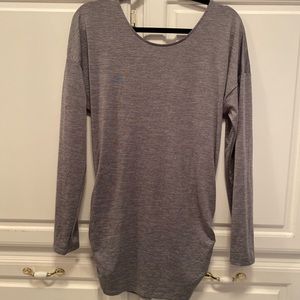 Lucy Manifest Long Sleeve Gray Athletic Top NWOT Women’s Size M